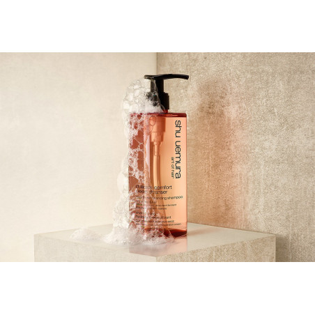 Шампунь Shu Uemura Delicate Comfort Deep Cleanser