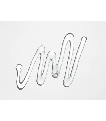 Блеск-уход Shu Uemura Izumi Tonic Strengthening Gloss.