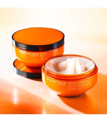 Маска Shu Uemura Urban Moisture Mask для сухих волос.